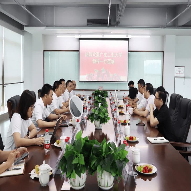 تم إنشاء قاعدة تدريب الخريجين بين جامعة قوانغدونغ للتكنولوجيا ومجموعة Jianyuanda Technology